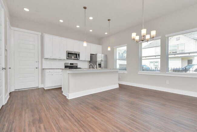 Building Photo - 739 Strawberry Pines Ct