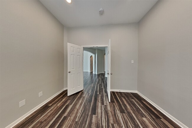 Building Photo - 22430 Bristolwood Ct