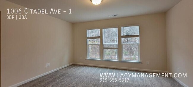 Building Photo - 1006 Citadel Ave