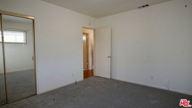 Building Photo - 206 S Prospect Ave