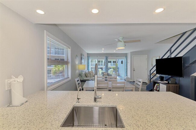Building Photo - 2400 N Beach Rd