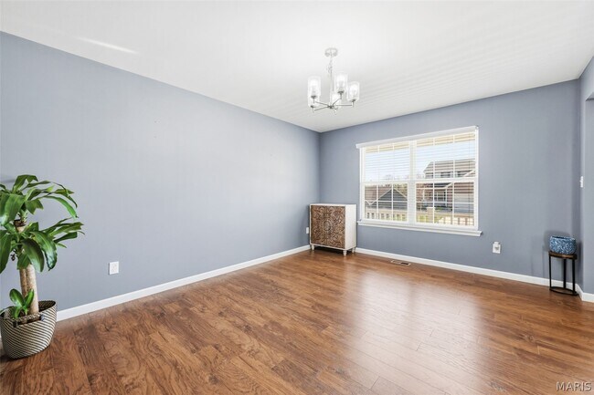 Building Photo - 463 Dusty Brook Dr