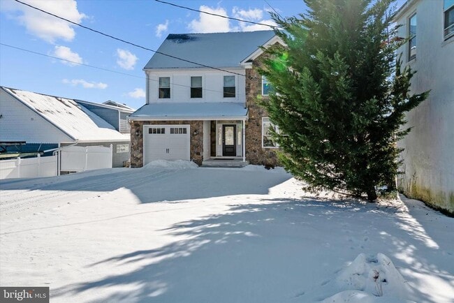 Building Photo - 204 Bar Harbor Rd