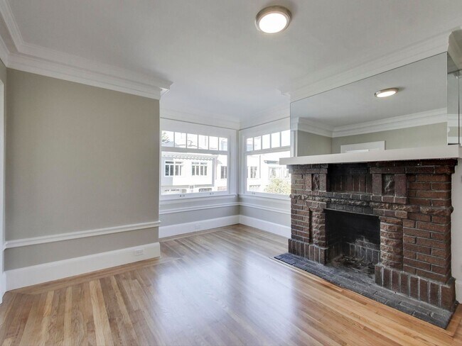 Building Photo - 159 Dolores St