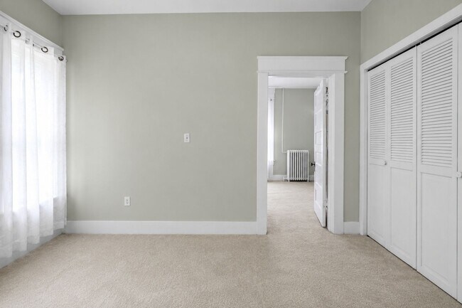 Building Photo - Timeless Ghent Home features charm and elegance in Historic Stockley Gardens