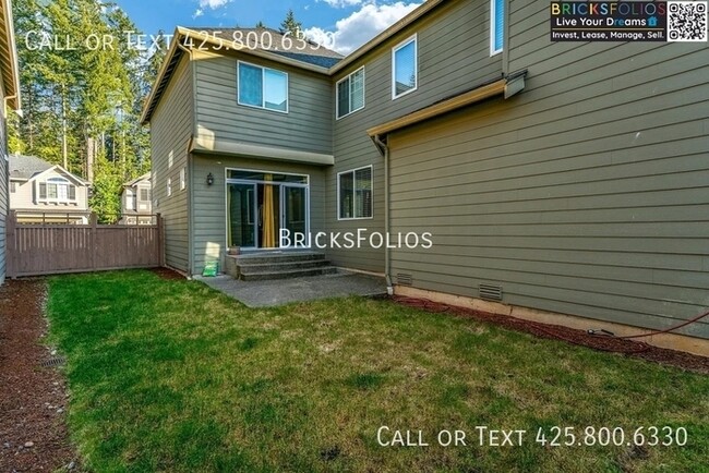 Building Photo - Serenity Meets Smart Living in Redmond Ridge