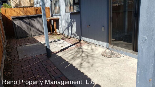 Building Photo - 2 br, 1 bath House - 2173 Kietzke Ln Unit A