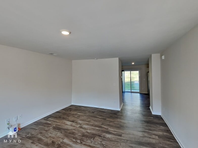 Building Photo - 2128 Ryker Davis Ln