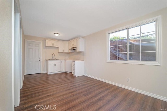 Building Photo - 10611 Pleasant Way