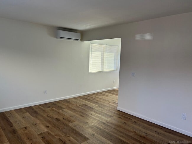 Building Photo - 3672 Bancroft St