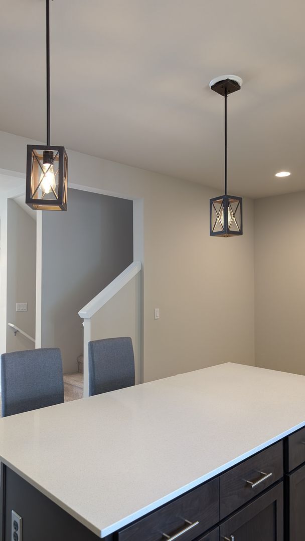 Building Photo - Mill  Creek 3 bedroom Townhome
