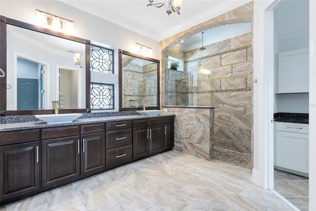 Building Photo - 13798 Walcott Avenue