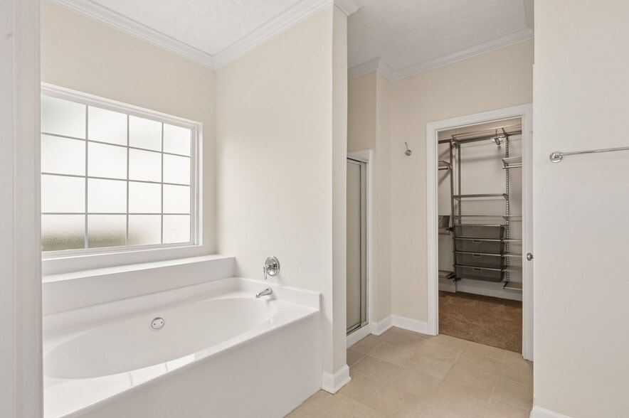Building Photo - 2741 Rosedale Pl