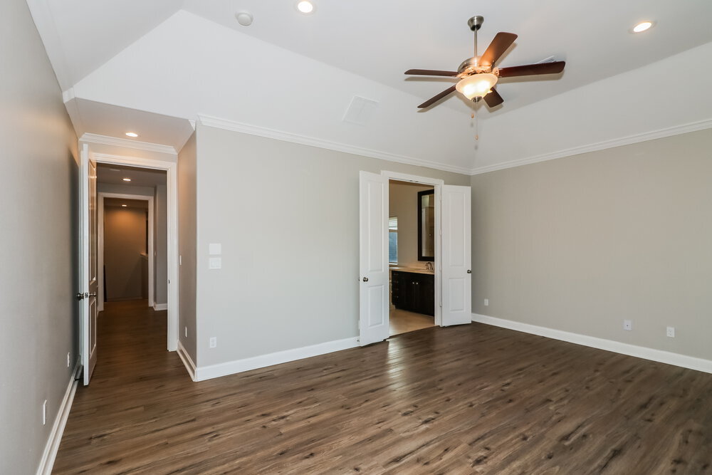 Building Photo - 8724 Kempwood Dr