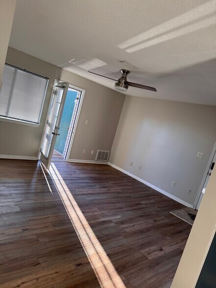 Building Photo - 12679 Daybreak Cir