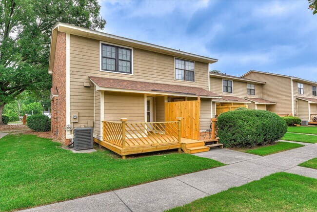 Building Photo - 208 W Buena Vista Ave