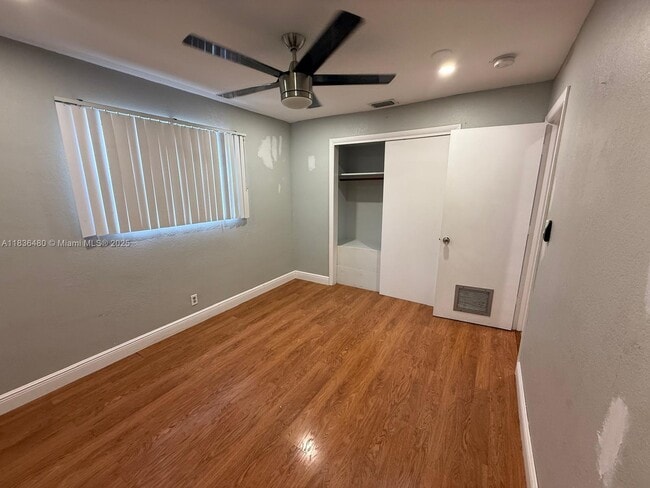 Building Photo - 4281 NW 35th Terrace