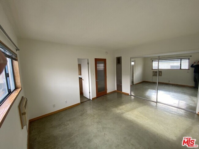 Building Photo - 1524 10th St