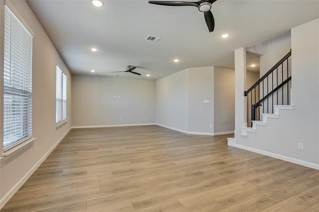 Building Photo - 5450 Ridgeway Dr