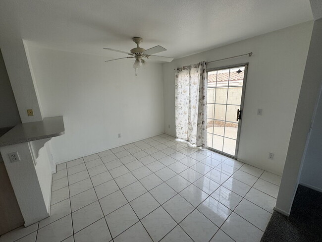 Building Photo - 8036 Laurena Ave