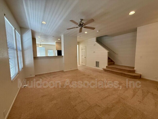 Building Photo - 2273 Falkirk Dr