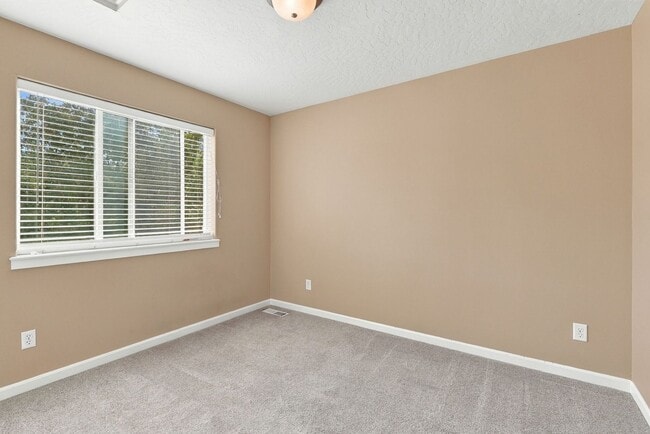 Building Photo - 1680 N Winchester Ct