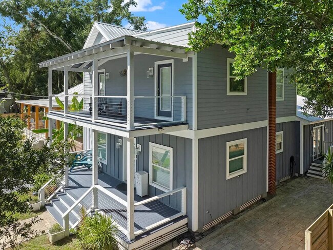 Building Photo - 76 Sanford St