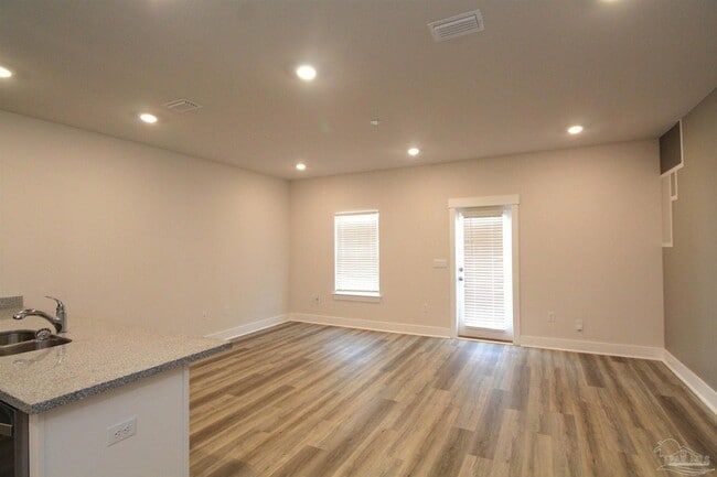 Building Photo - 9434 Nature Creek Ln