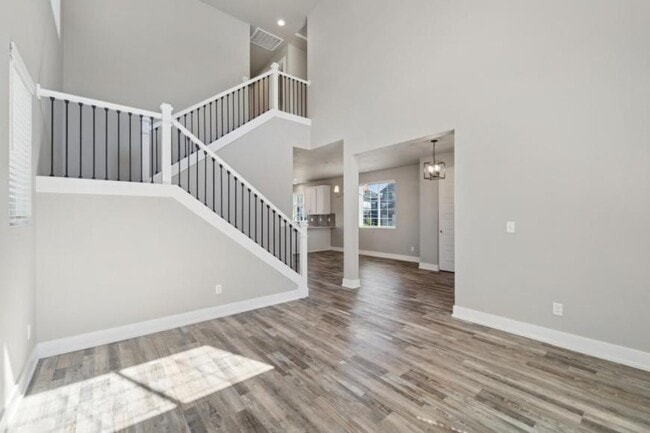 Building Photo - 3 bedroom in Bonney Lake WA 98391