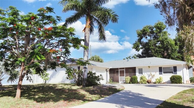 Building Photo - 2118 Michele Dr