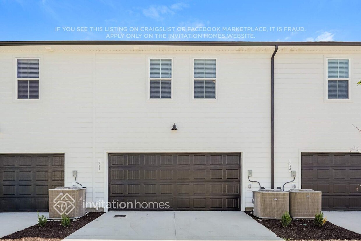 Building Photo - 141 Maybrook Dr