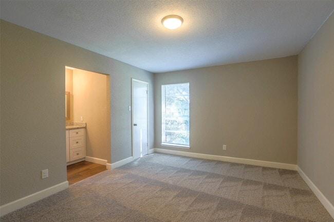Building Photo - 11402 Brook Meadows Ln