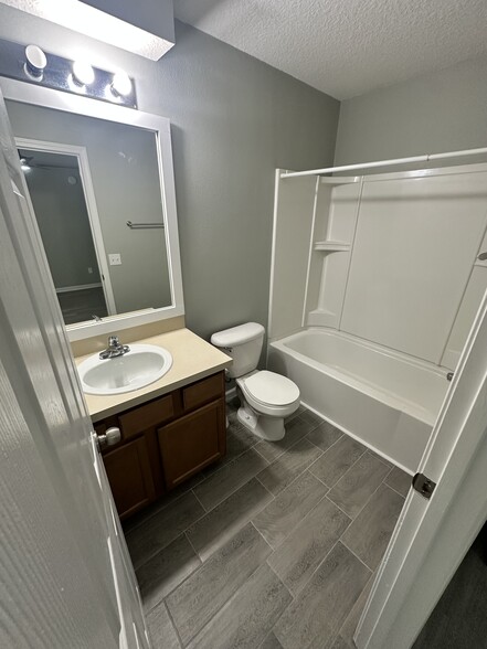 1st Master Bathroom - 148 Leese Dr