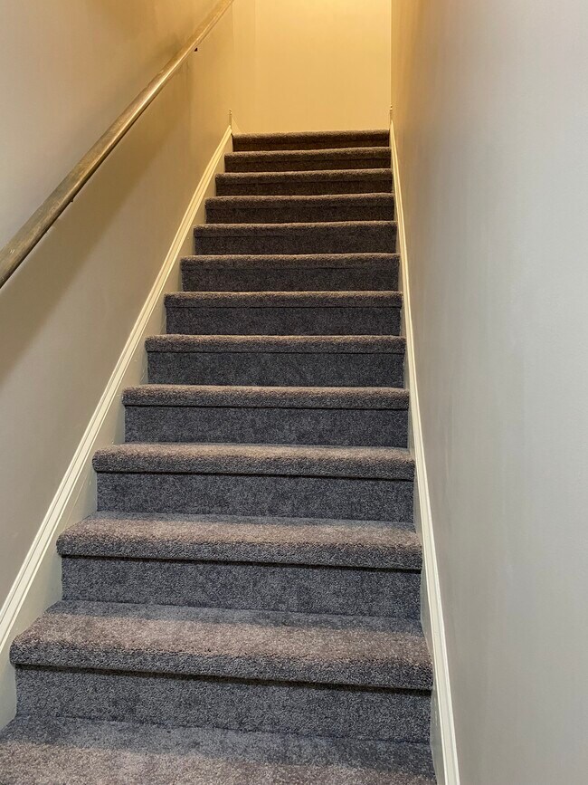 Building Photo - 3922 Volkswalk Plz