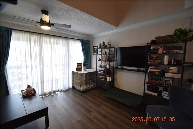Building Photo - 2400 Feather Sound Dr