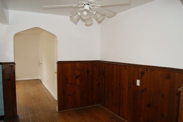 Building Photo - 4022 Paxton Ave