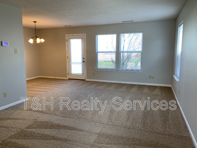 Building Photo - 5978 Claymont Blvd