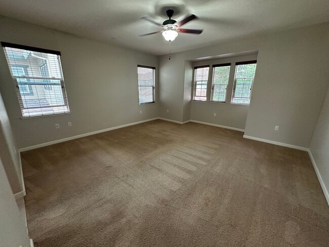 Building Photo - Beautiful 3 Bedroom, 2.5 Bath Mountain House Home