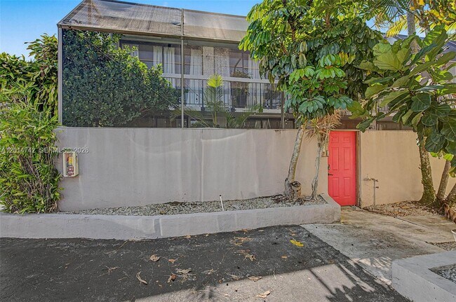 Building Photo - 3162 Bird Ave