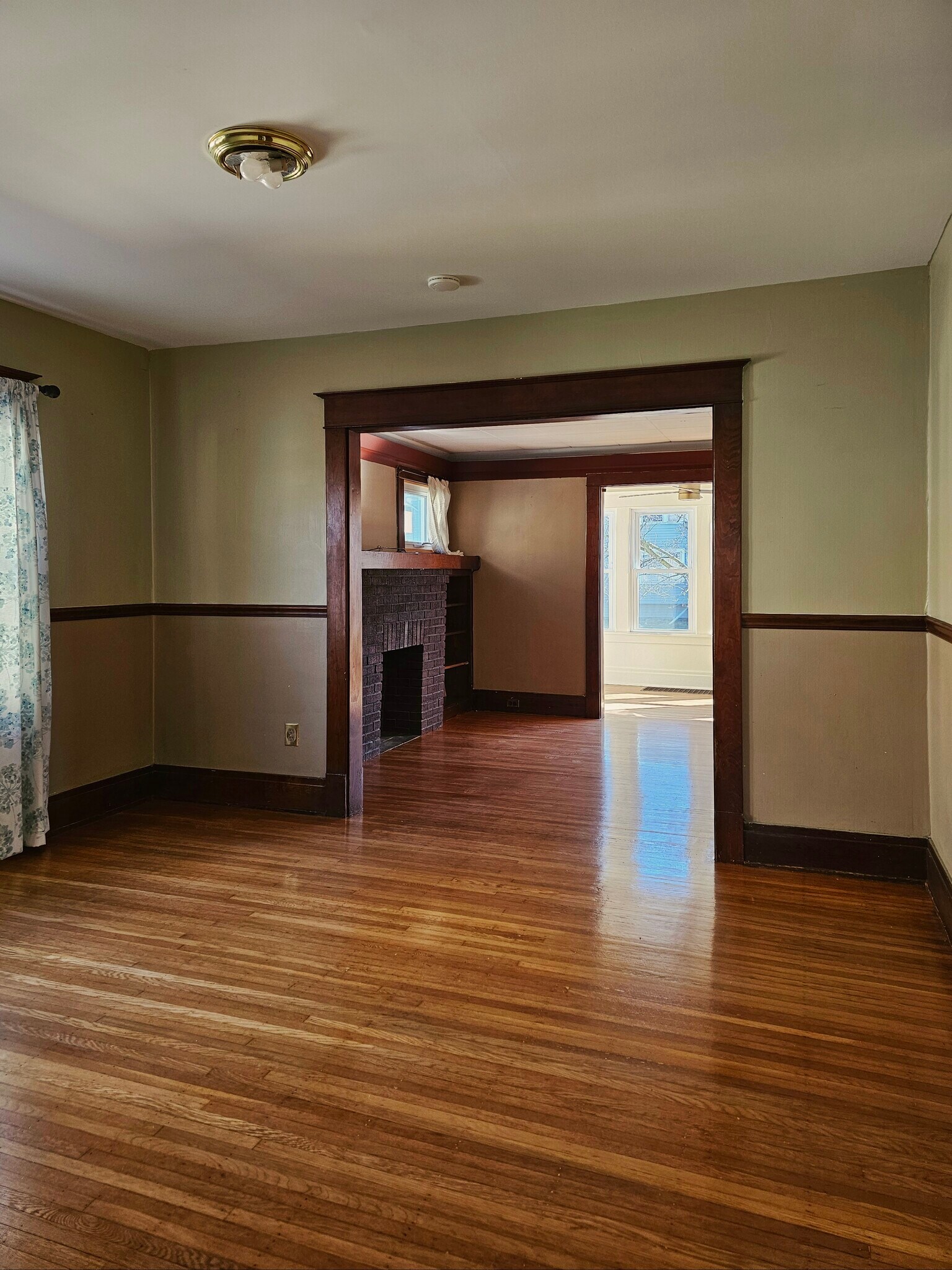 Building Photo - 148 Nassau Ave