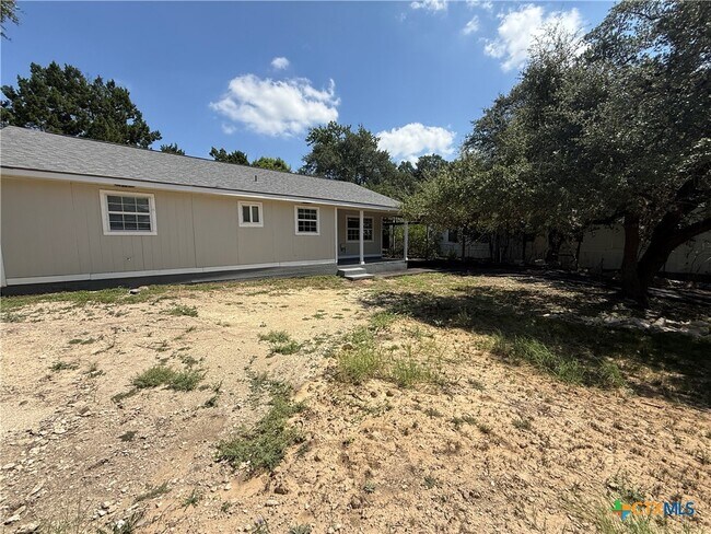 Building Photo - 560 Wickford Way