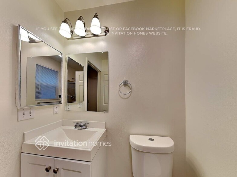 Building Photo - 15017 Core Way