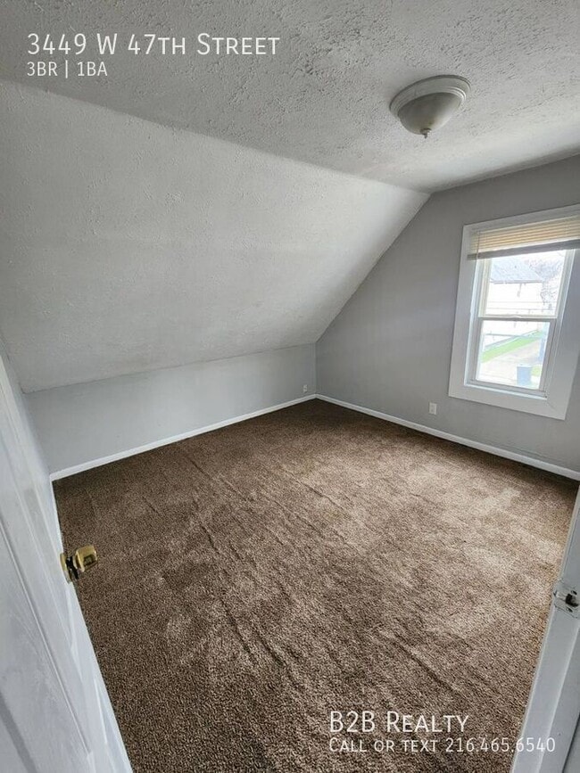 Building Photo - 3449 W 47th St