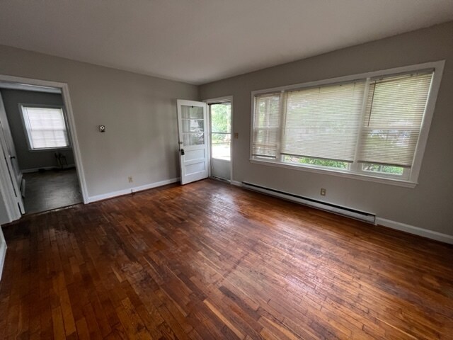 Building Photo - 1004 Idlewood Dr