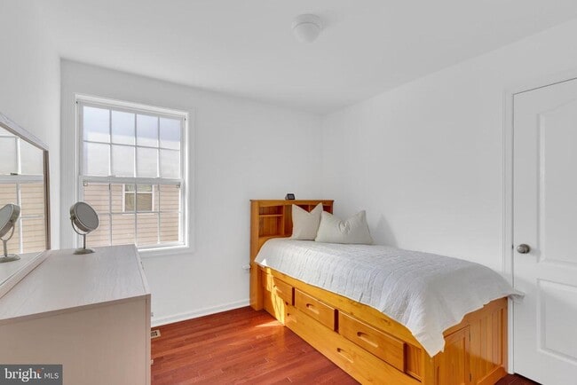 Building Photo - 23149 Flora Mure Dr