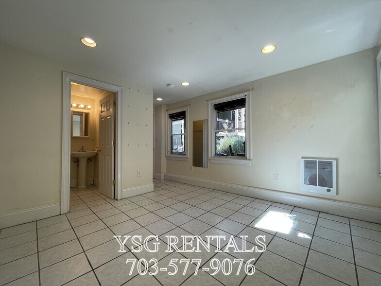 Building Photo - 8 Alleghany St