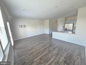 Building Photo - 40 Nelsons Wy