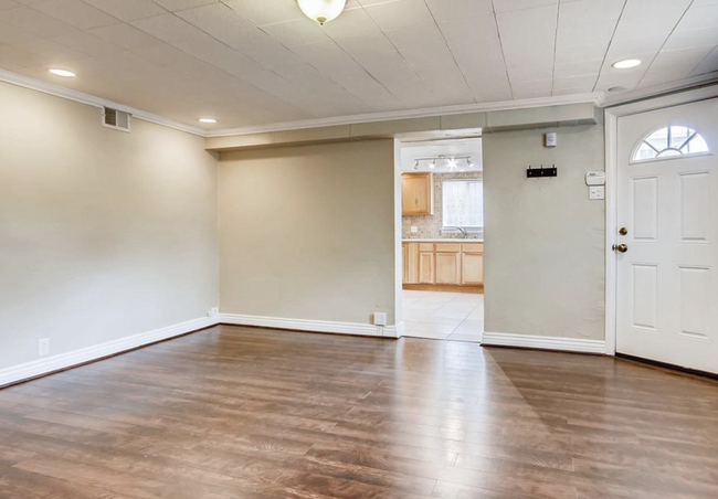 Large Living Room - 3061 W 37th Ave