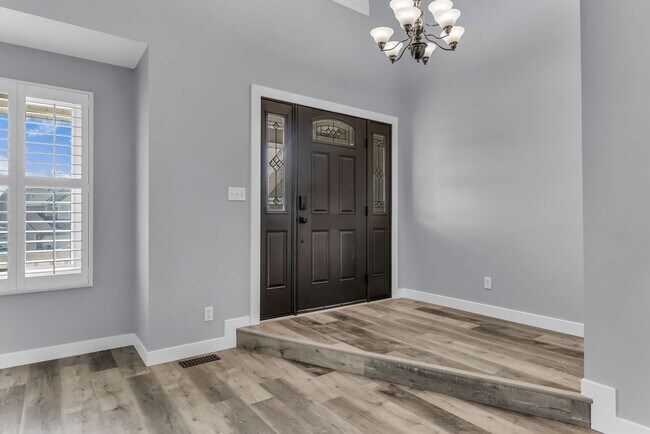 Building Photo - 3084 N 2225 E