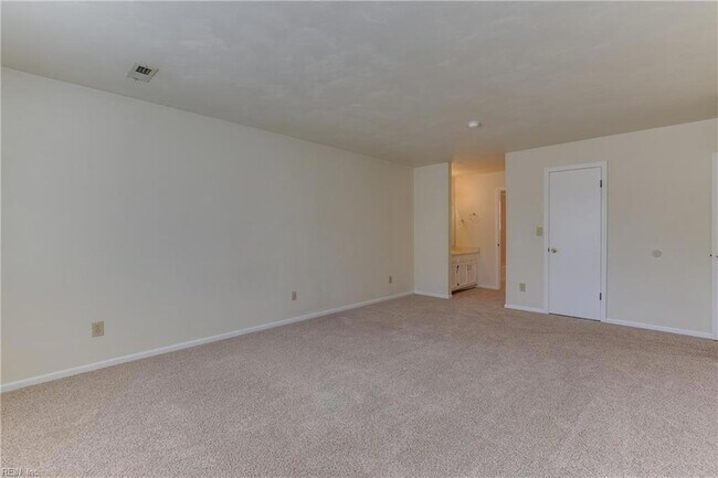 Building Photo - 1025 Taylor Rd